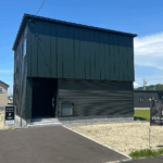 開放感が心地よい、吹き抜けリビングの家